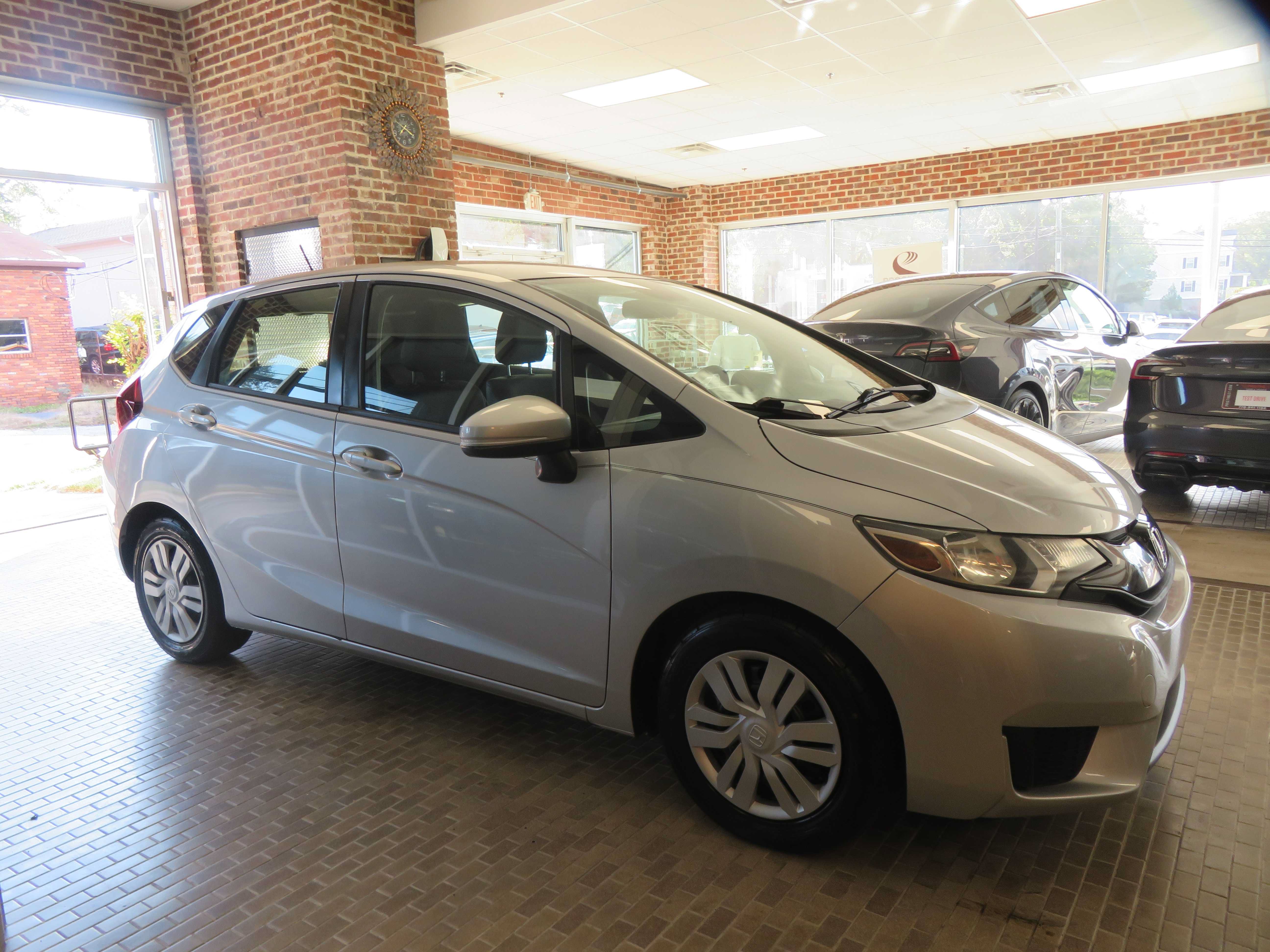 Used 2016 Honda Fit LX image 56