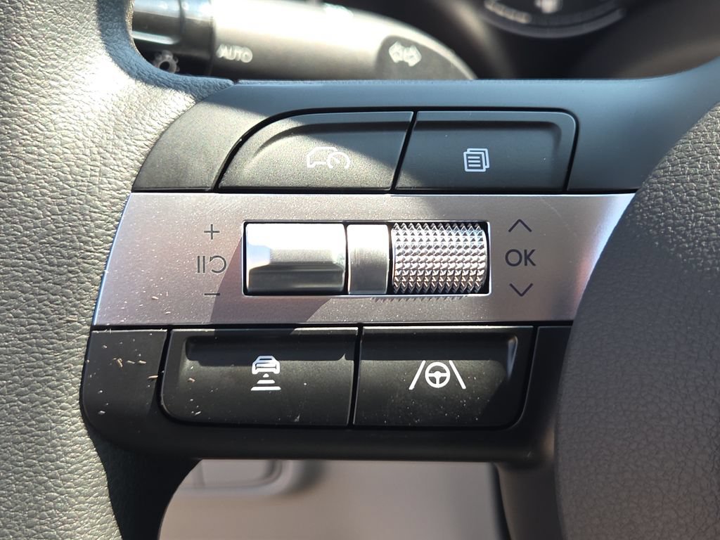 Used 2026 Hyundai Tucson SEL FWD image 24