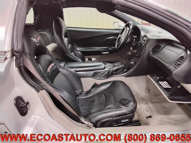 Used 2001 Chevrolet Corvette Coupe w/ Preferred Equipment Group2 RWD image 14