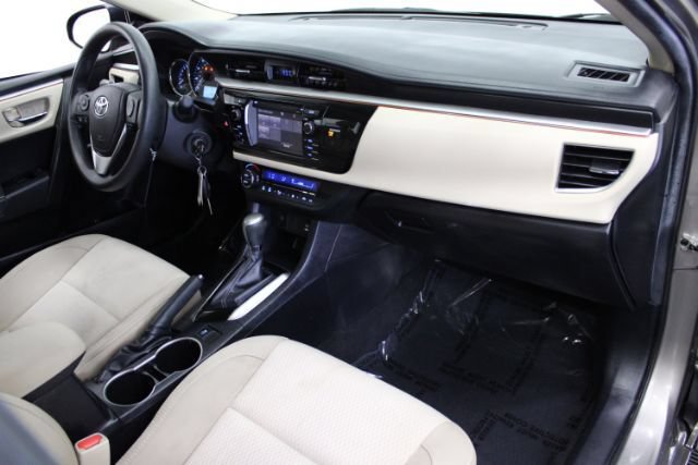 Used 2015 Toyota Corolla LE FWD image 21