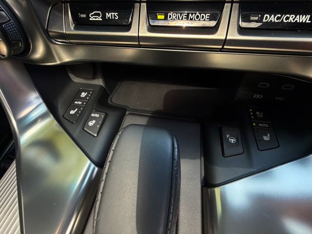New 2025 Lexus LX 700h F Sport AWD/4WD image 17