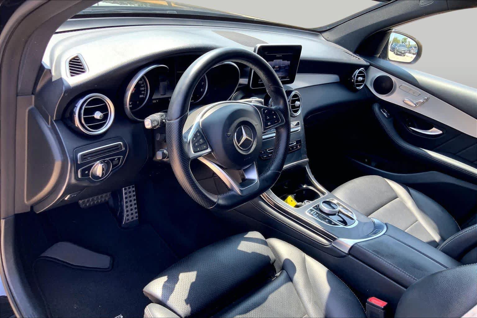 Used 2019 Mercedes-Benz GLC 300 image 17