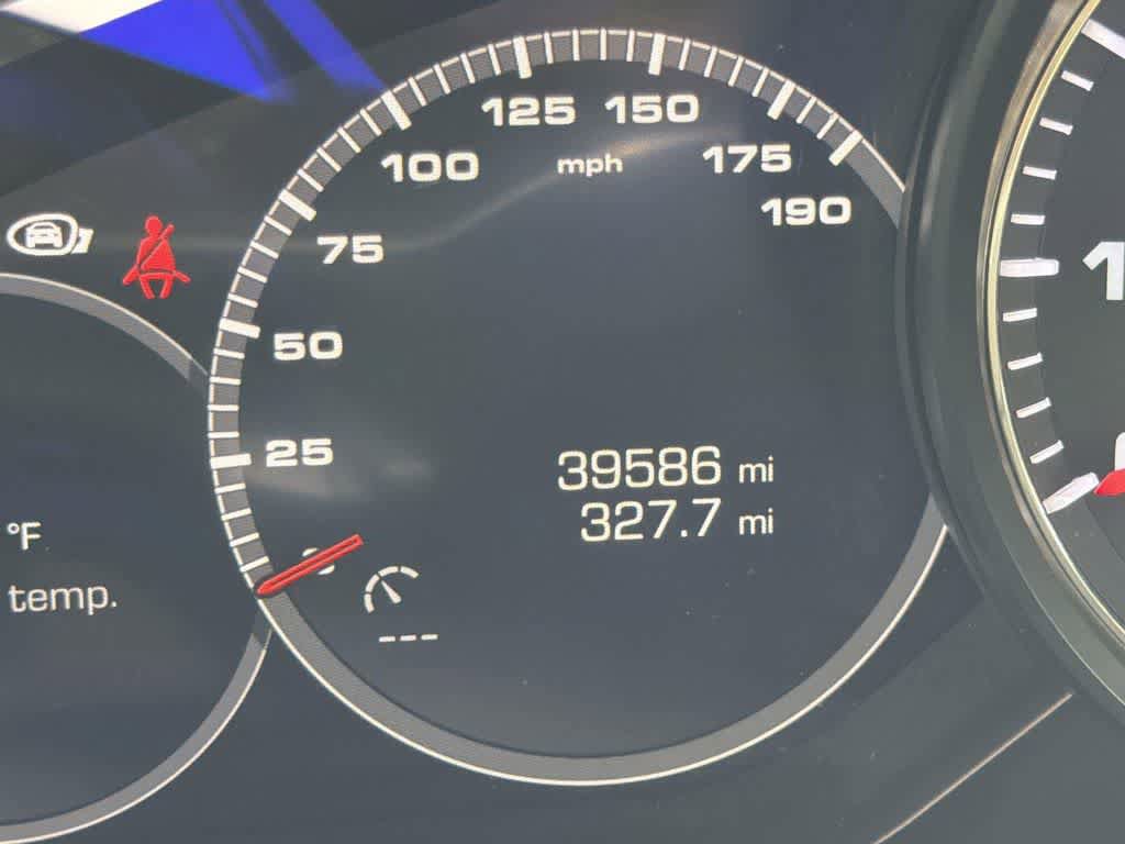 Used 2019 Porsche Cayenne S image 20