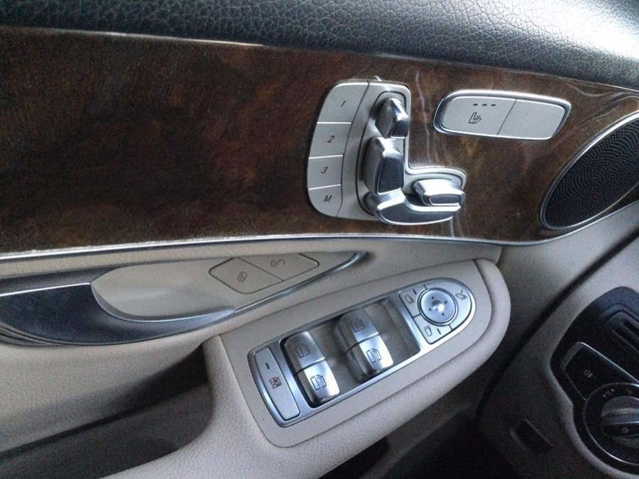 Used 2019 Mercedes-Benz GLC 300 4MATIC image 16