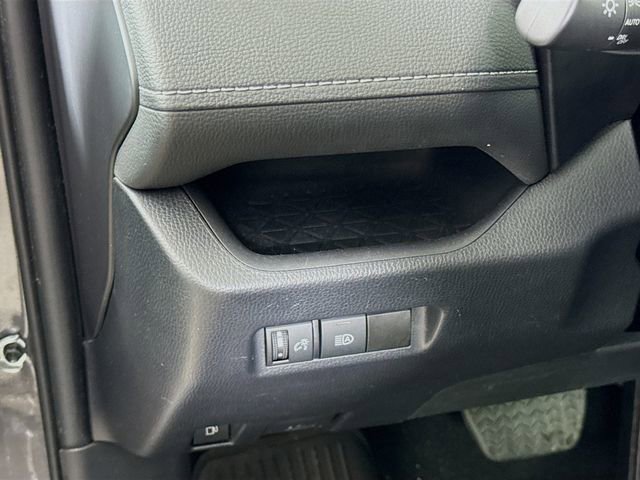 Used 2024 Toyota RAV4 XLE image 12