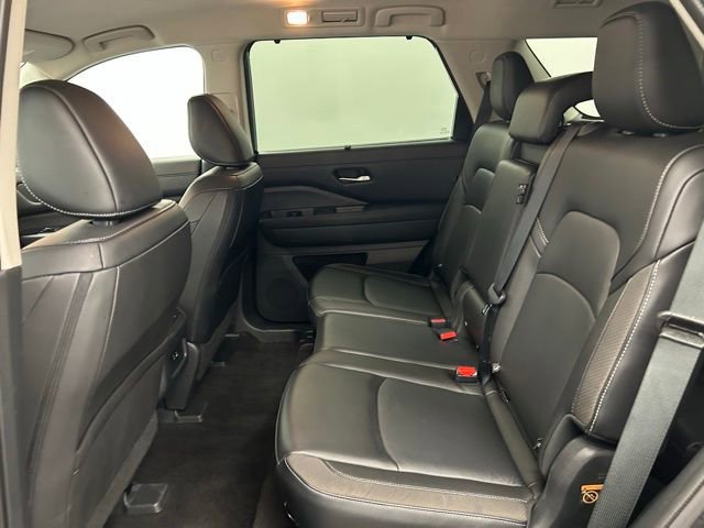 Certified 2024 Nissan Pathfinder SL image 25