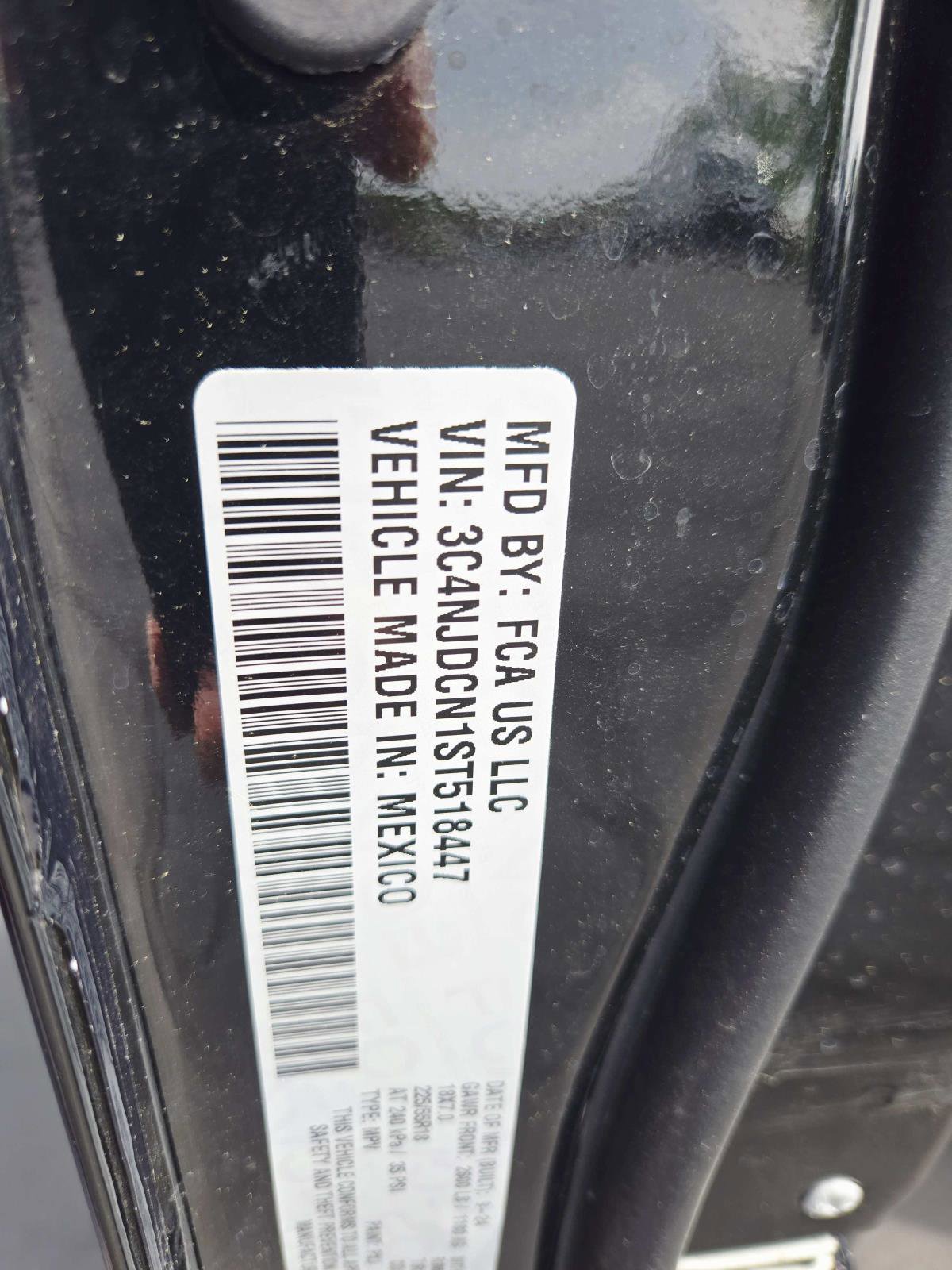 Used 2025 Jeep Compass Limited image 36