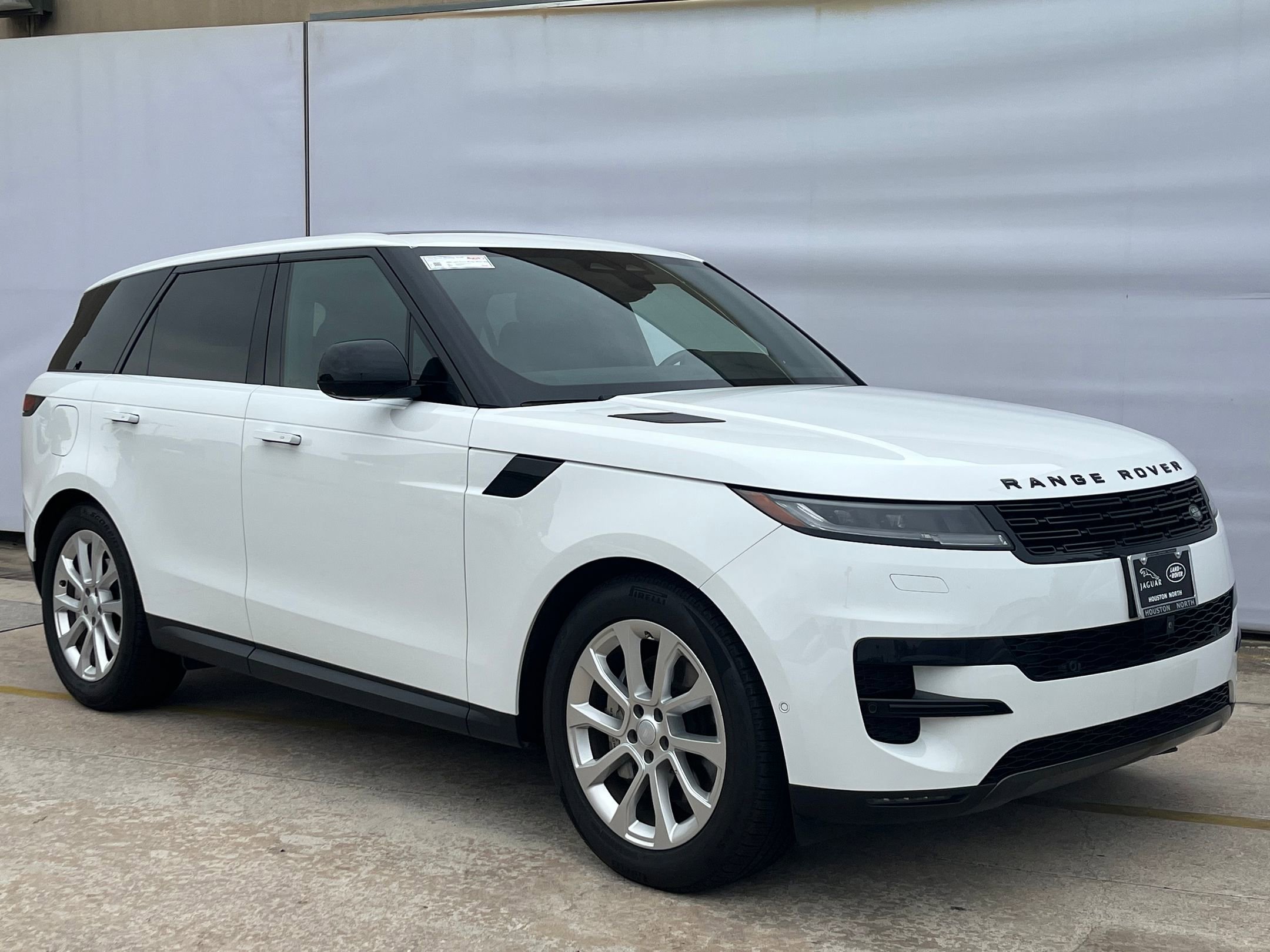 Certified 2025 Land Rover Range Rover Sport SE image 7