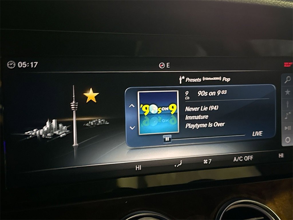 Used 2018 Mercedes-Benz E 300 4MATIC image 12