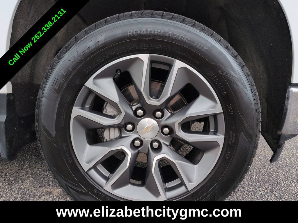 Used 2023 Chevrolet Silverado 1500 LT AWD/4WD image 12