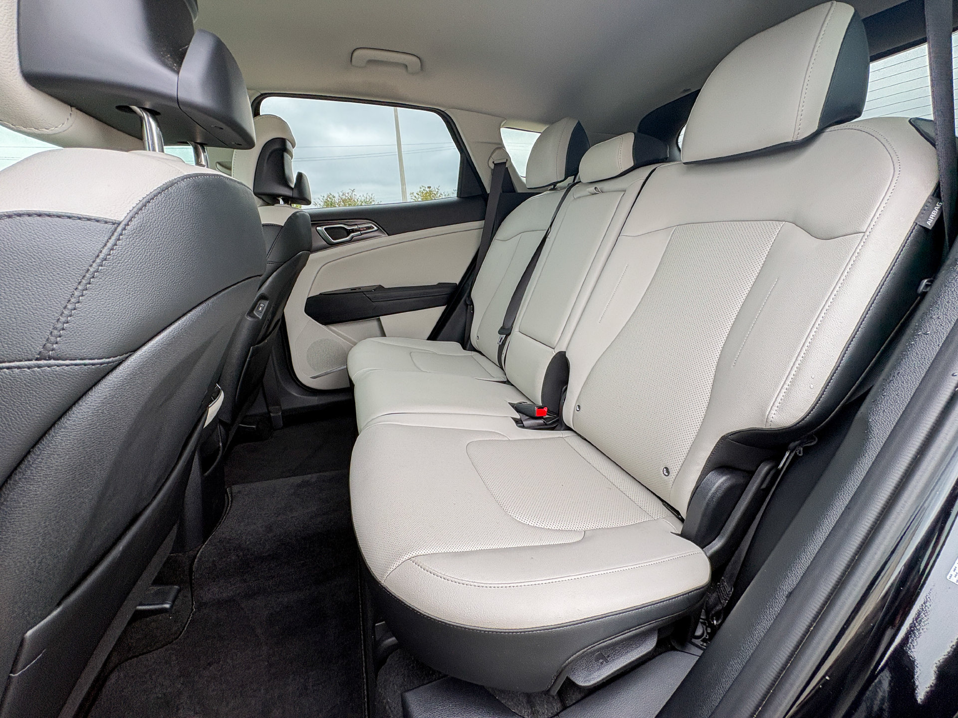 Used 2024 Kia Sportage EX FWD image 24
