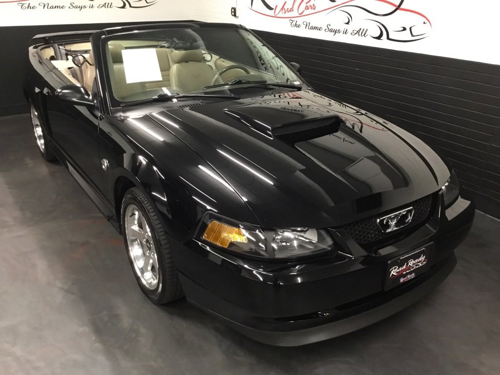 Used 2004 Ford Mustang GT image 2