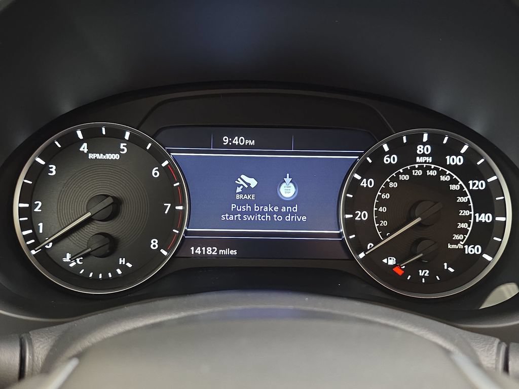 Certified 2025 INFINITI QX50 Luxe AWD/4WD image 16