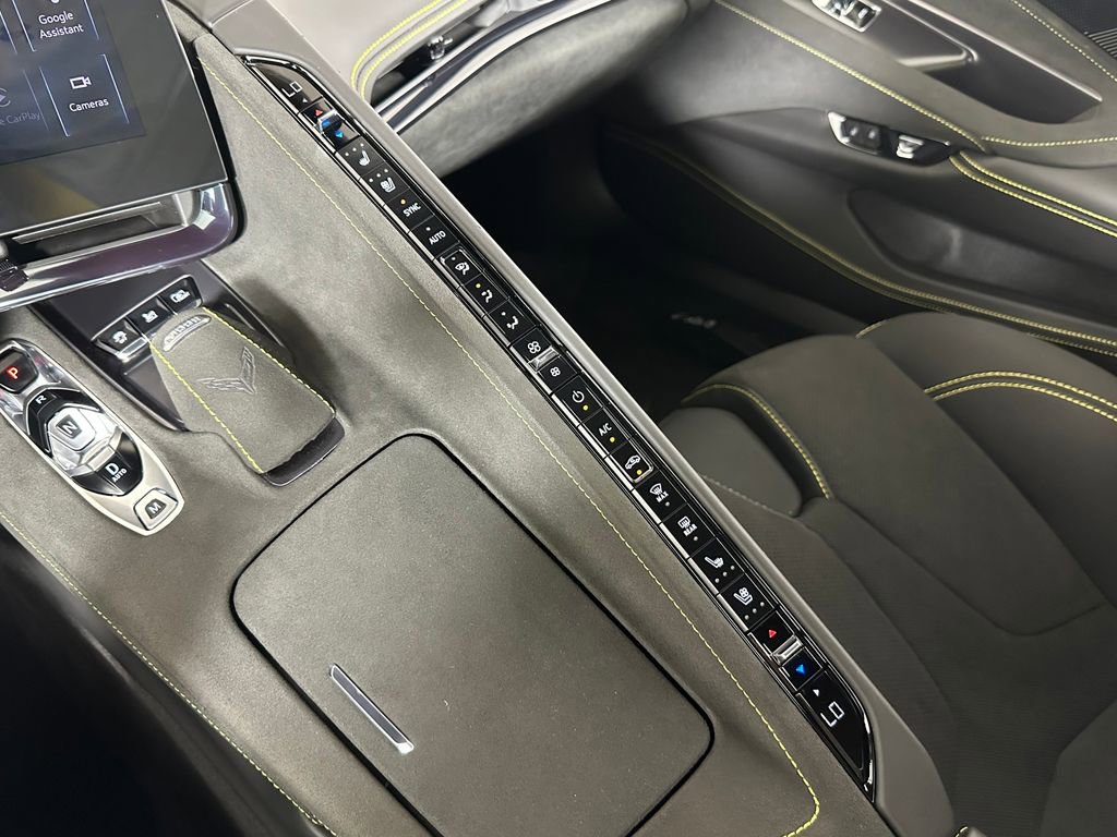 Used 2025 Chevrolet Corvette ZR1 w/ Stealth Interior Trim Package RWD image 30