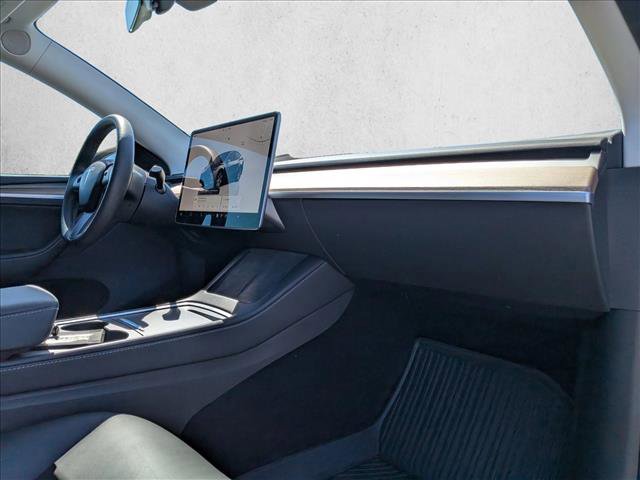 Used 2023 Tesla Model Y Long Range image 20