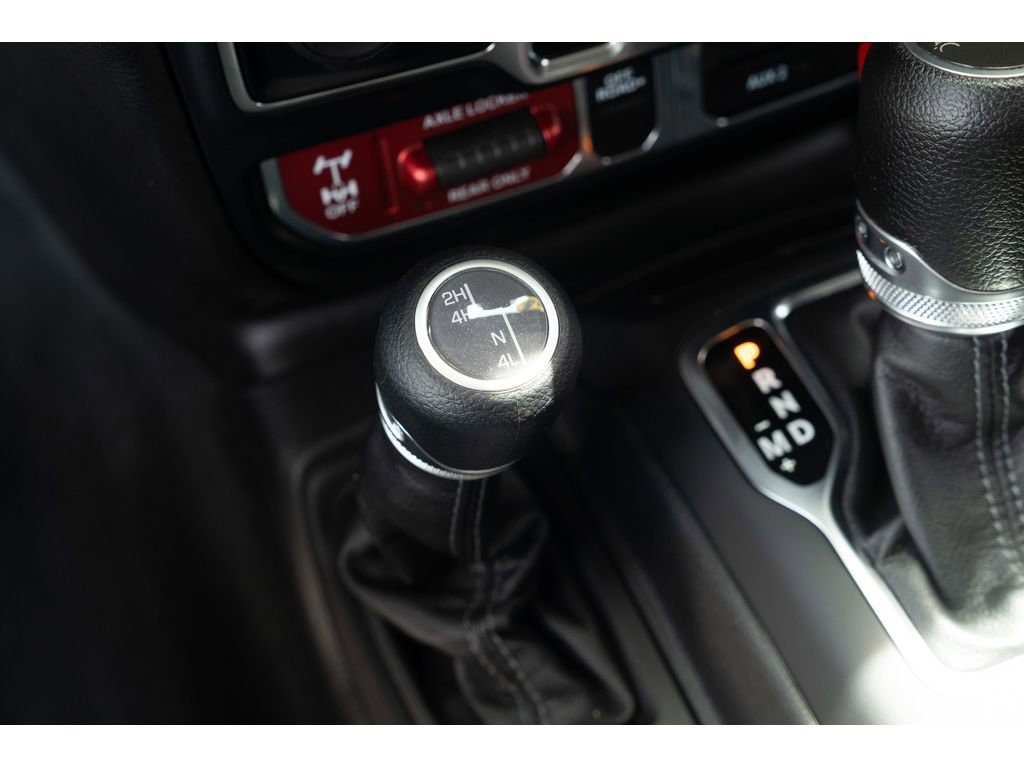 Used 2024 Jeep Gladiator Mojave w/ Convenience Group AWD/4WD image 26