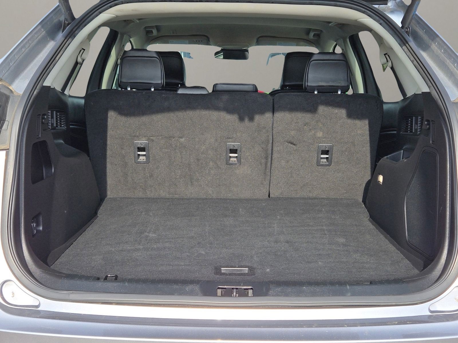 Used 2024 Ford Edge Titanium image 9