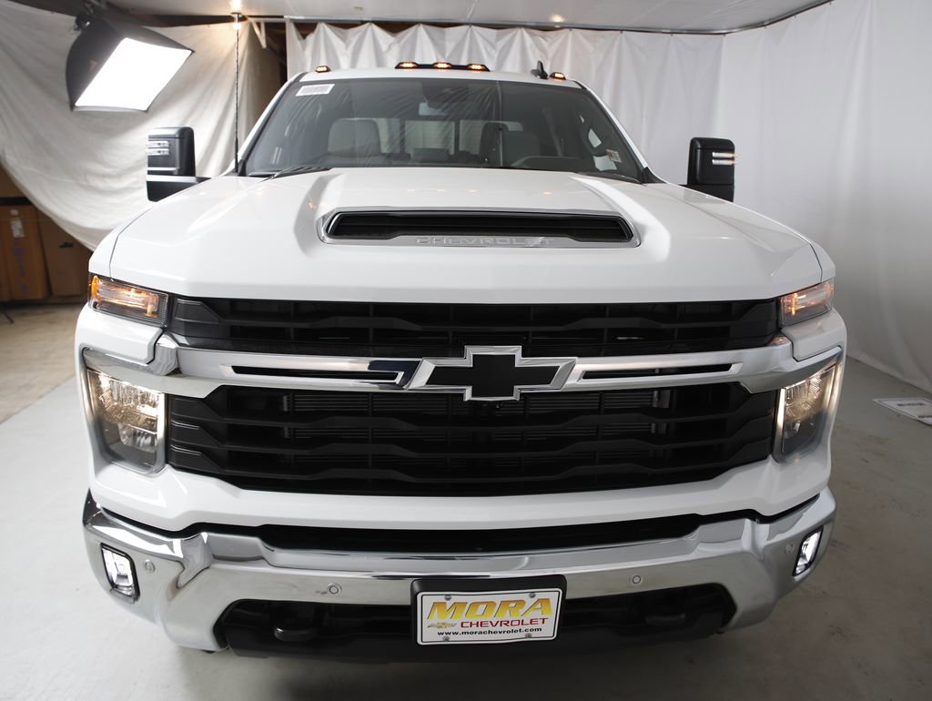 New 2026 Chevrolet Silverado 3500 LT w/ All Star Edition AWD/4WD image 8