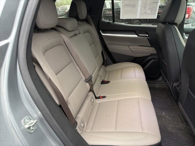 Used 2025 GMC Terrain Elevation w/ Elevation Premium Package AWD/4WD image 14