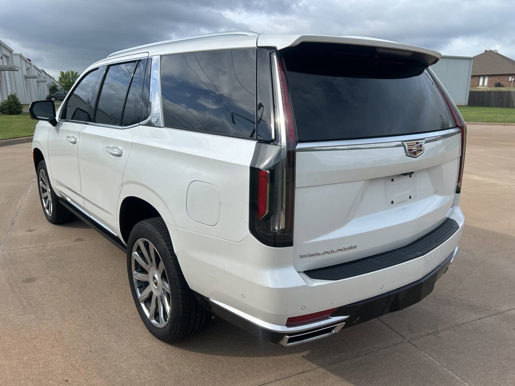 Certified 2024 Cadillac Escalade Premium Luxury Platinum w/ LPO, Floor Liner Package AWD/4WD image 2