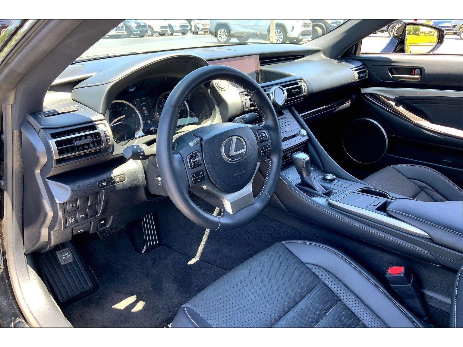 Used 2019 Lexus RC 350 w/ Premium Package RWD image 11