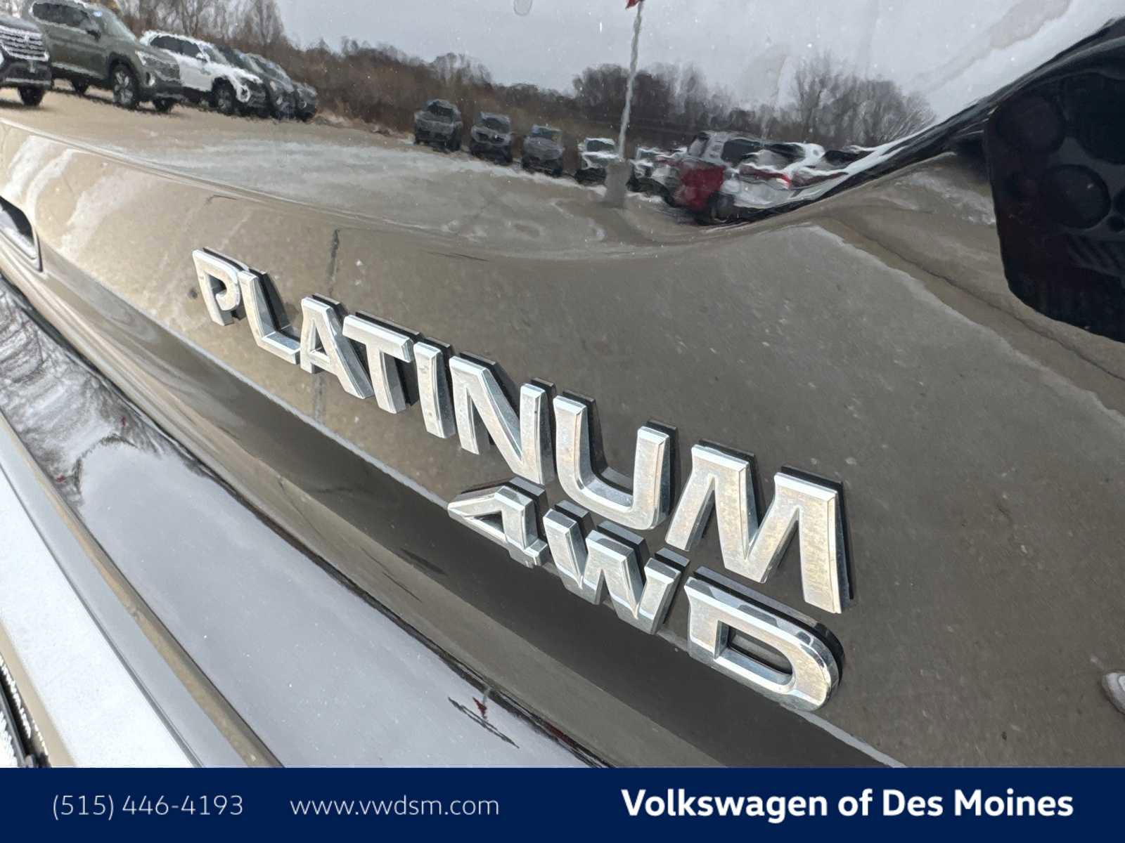 Used 2022 Nissan Pathfinder Platinum w/ Cargo Package image 6