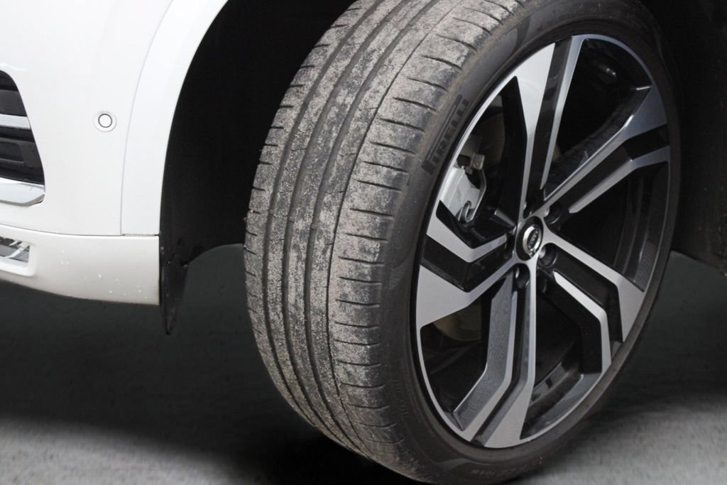 Certified 2024 Volvo XC90 B6 Ultimate w/ Lounge Package AWD/4WD image 57
