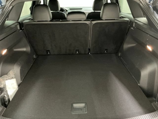 Used 2021 Volkswagen Atlas Cross Sport SE FWD image 16