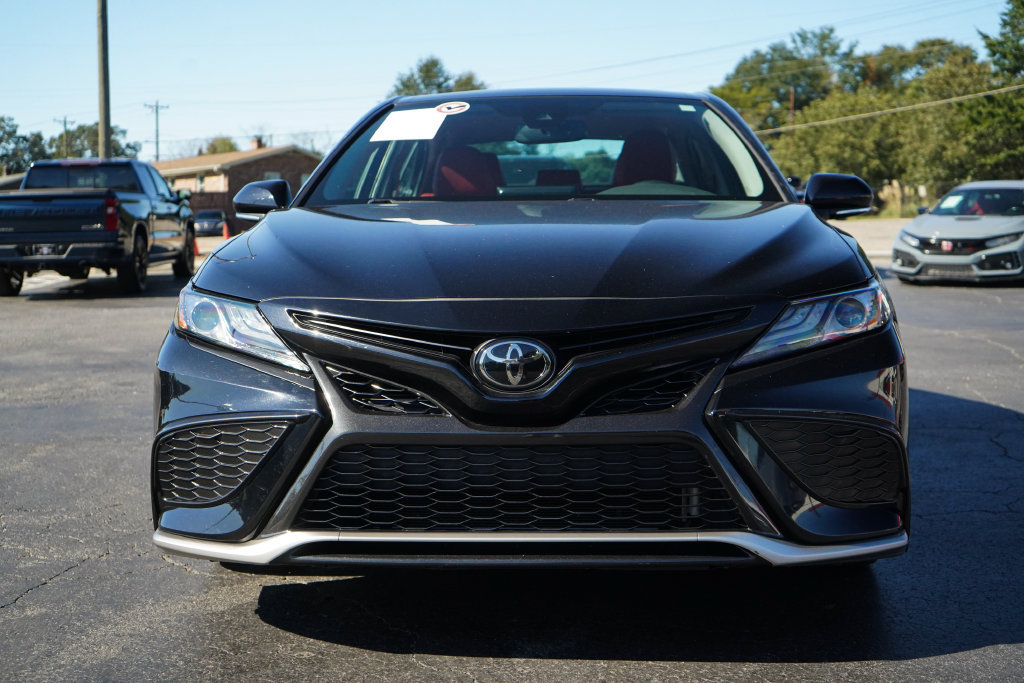 Used 2024 Toyota Camry XSE FWD image 16