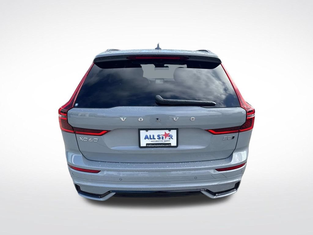 New 2026 Volvo XC60 B5 Core AWD/4WD image 7