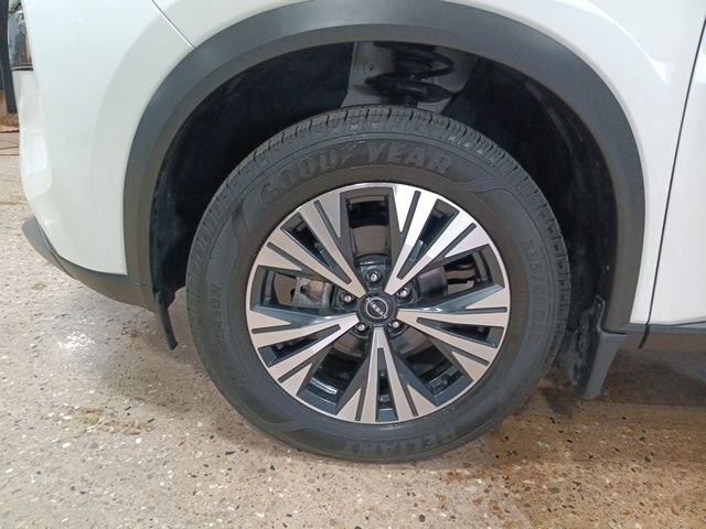 Certified 2023 Nissan Rogue SV w/ SV Premium B Package image 36
