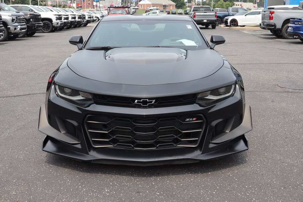 Used 2022 Chevrolet Camaro ZL1 RWD image 29