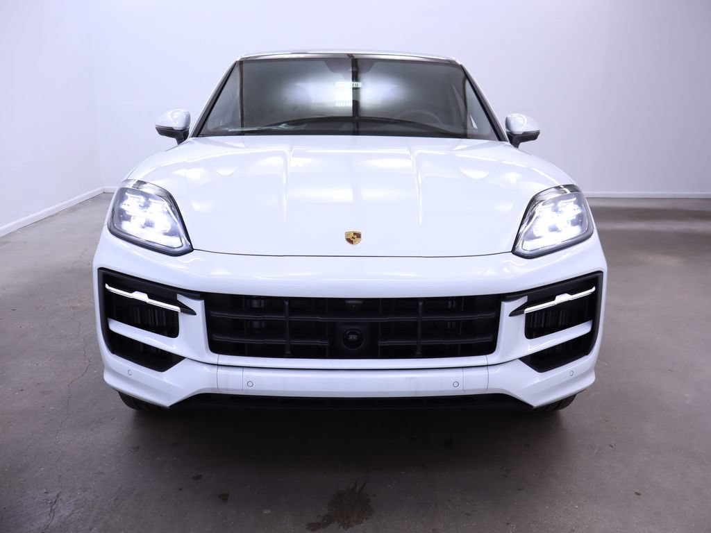 Certified 2024 Porsche Cayenne Coupe AWD/4WD image 8