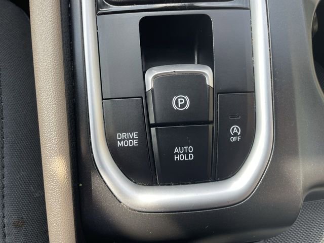 Used 2019 Hyundai Santa Fe SEL image 17