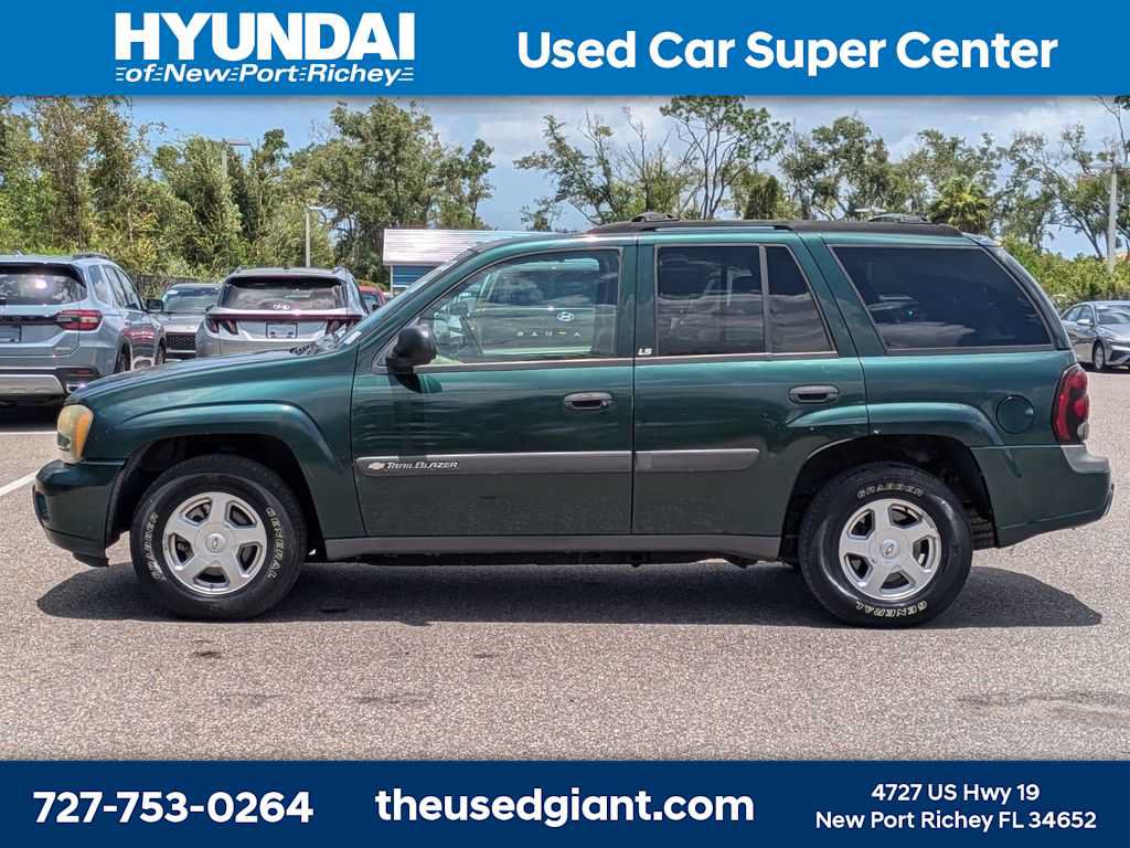 Used 2003 Chevrolet TrailBlazer LS w/ Preferred Equipment Group AWD/4WD image 2