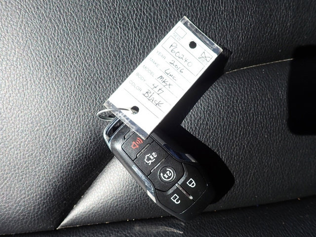 Used 2016 Lincoln MKX Premiere FWD image 30