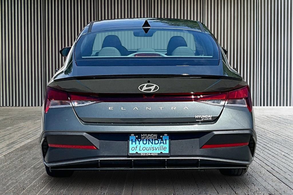 New 2026 Hyundai Elantra Sport FWD image 4