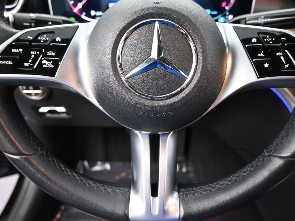 Used 2022 Mercedes-Benz C 300 Sedan w/ Exclusive Trim Package image 31