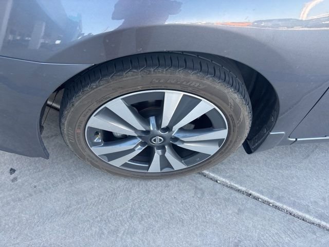 Used 2019 Nissan Sentra SV w/ Special Edition Package image 7