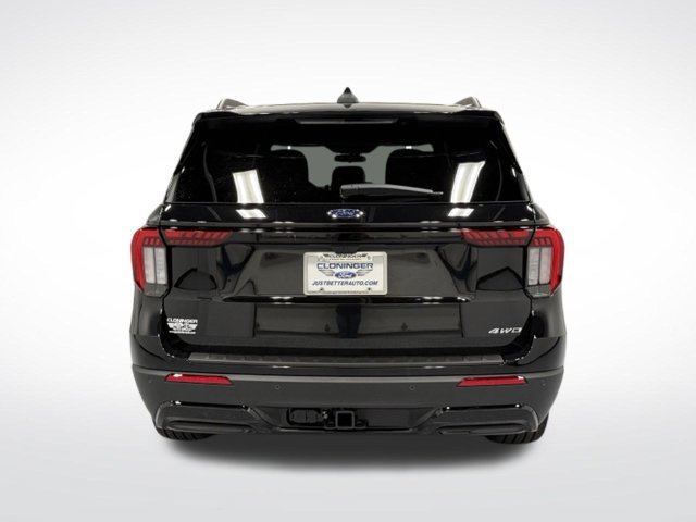 New 2026 Ford Explorer ST-Line w/ ST-Line Street Pack AWD/4WD image 7