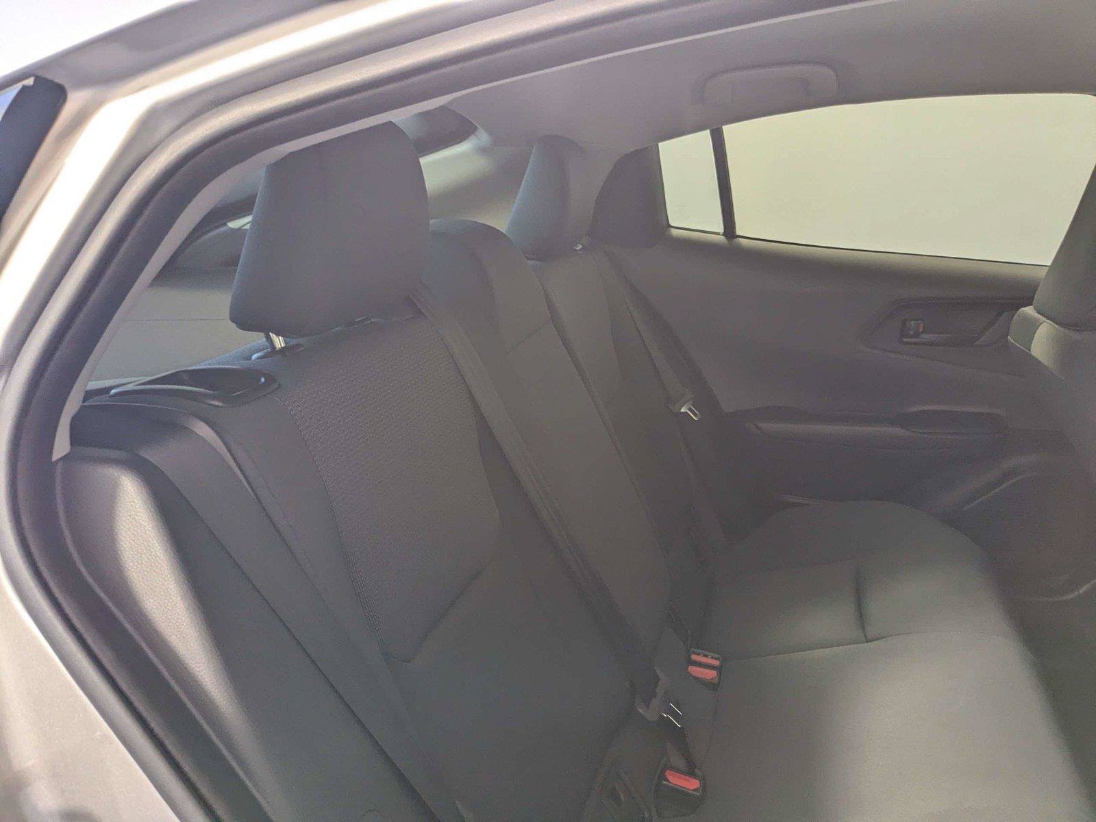 Certified 2025 Toyota Prius LE FWD image 28