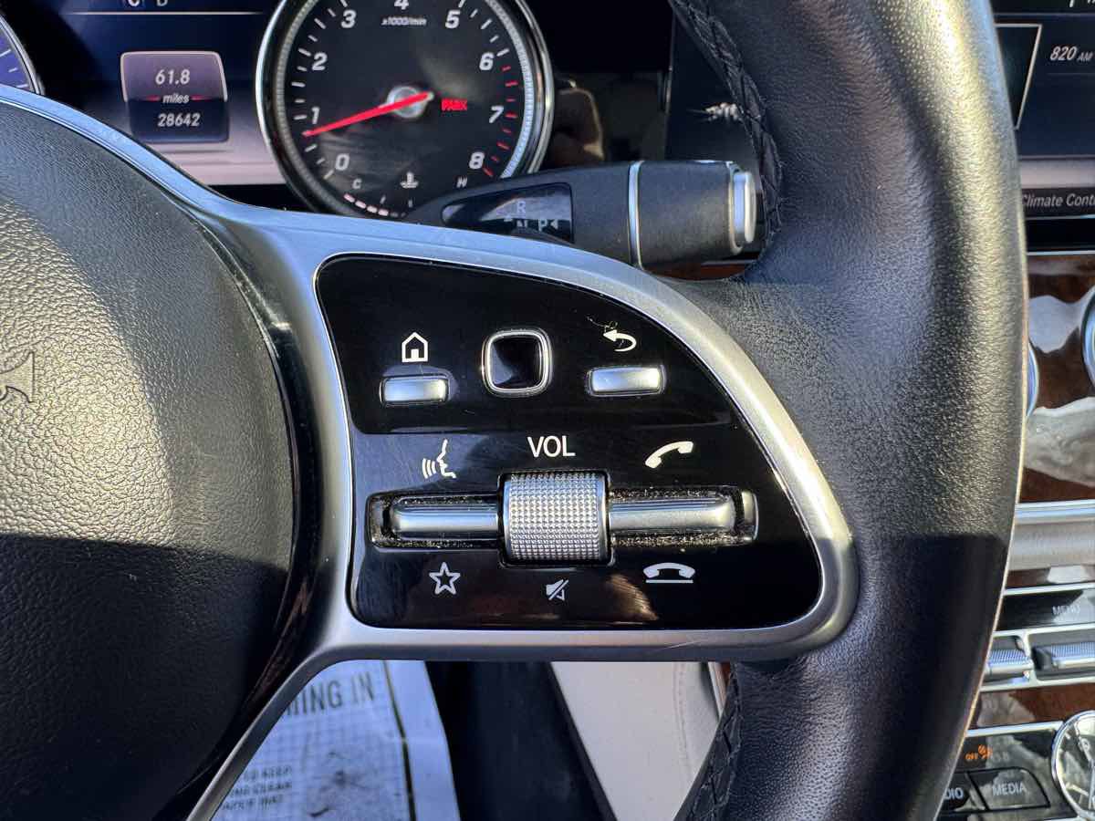 Used 2019 Mercedes-Benz E 300 4MATIC w/ Premium 1 Package image 13