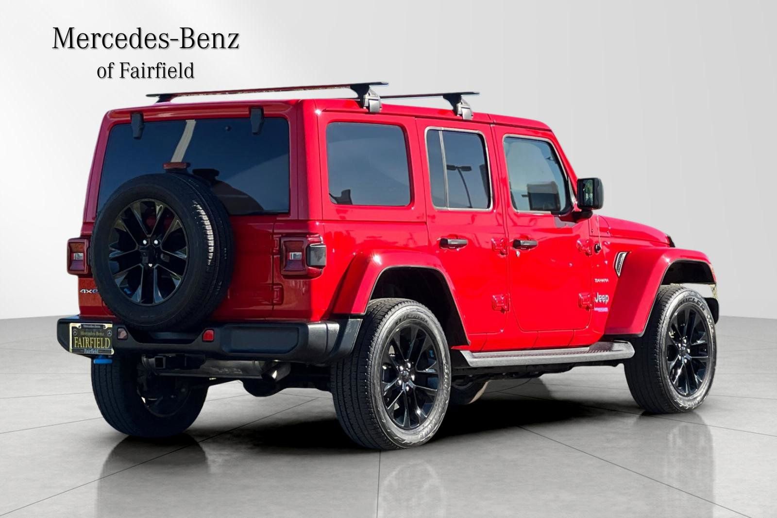 Used 2022 Jeep Wrangler Unlimited Sahara AWD/4WD image 2