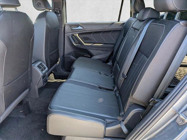 Used 2023 Volkswagen Tiguan SE R-Line image 21