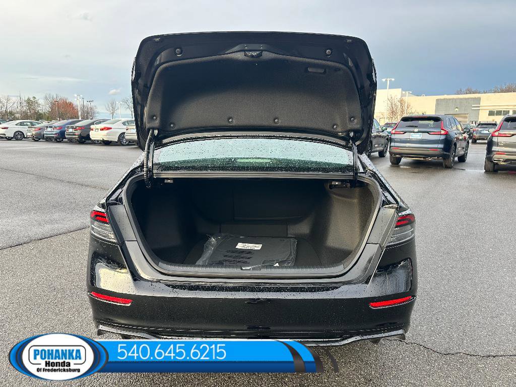 New 2026 Honda Accord Hybrid Sport-L FWD image 28