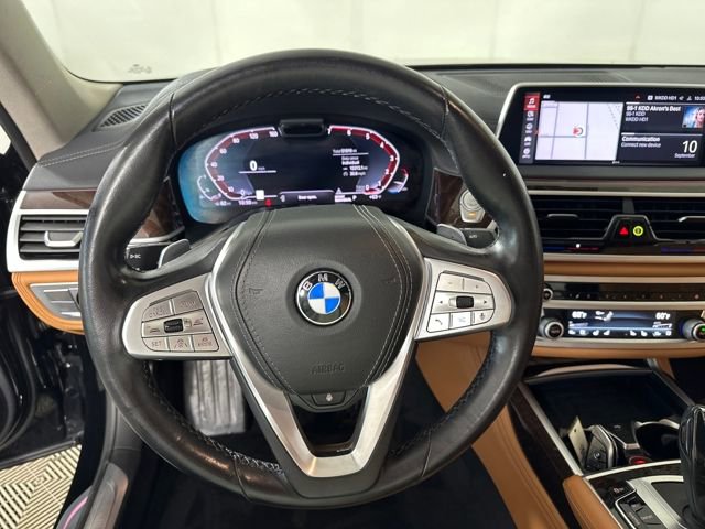 Used 2021 BMW 750i xDrive image 14