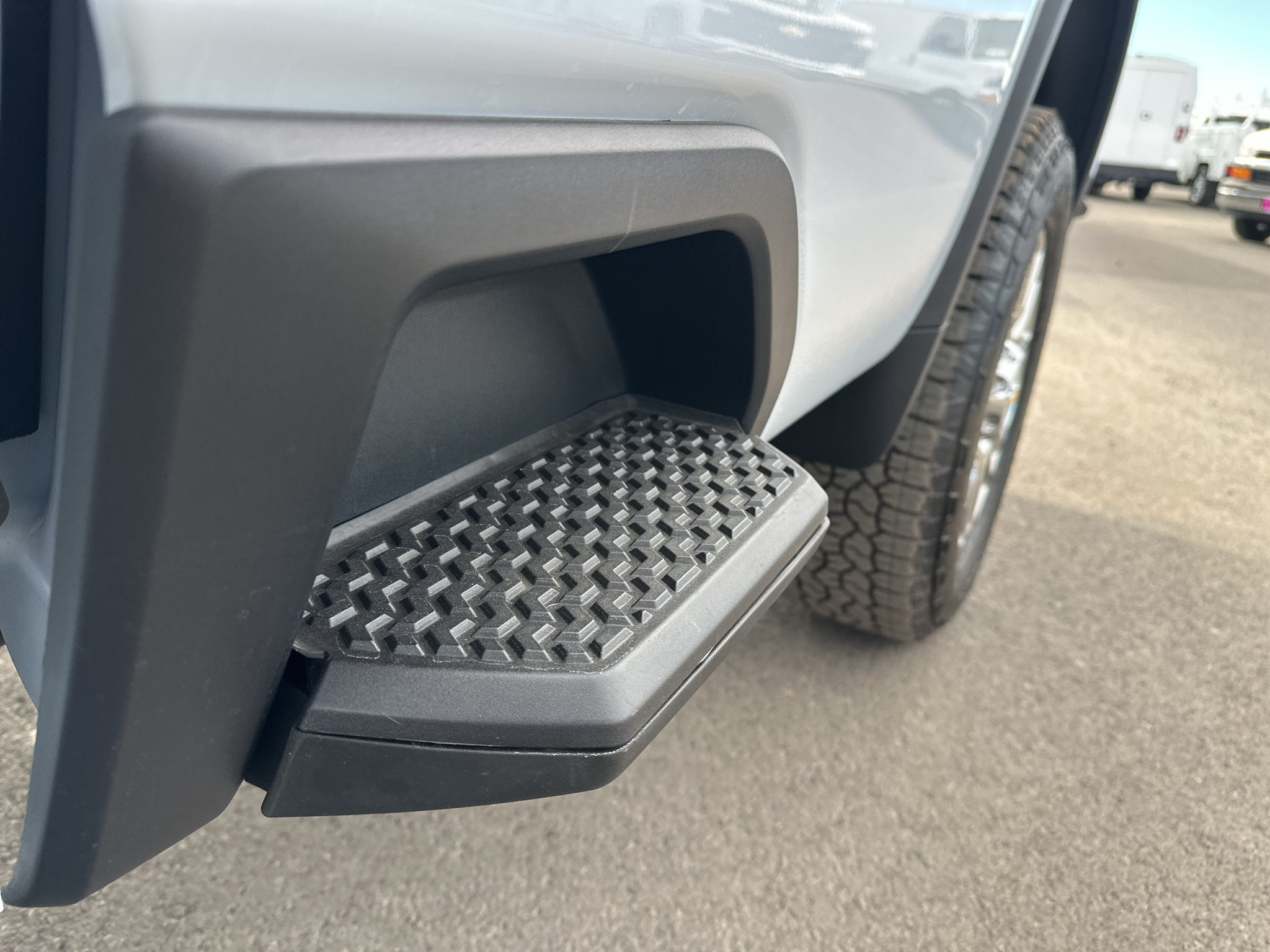 New 2026 Chevrolet Silverado 3500 High Country w/ High Country Premium Package AWD/4WD image 14