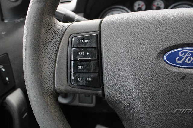 Used 2009 Ford Focus SE image 12