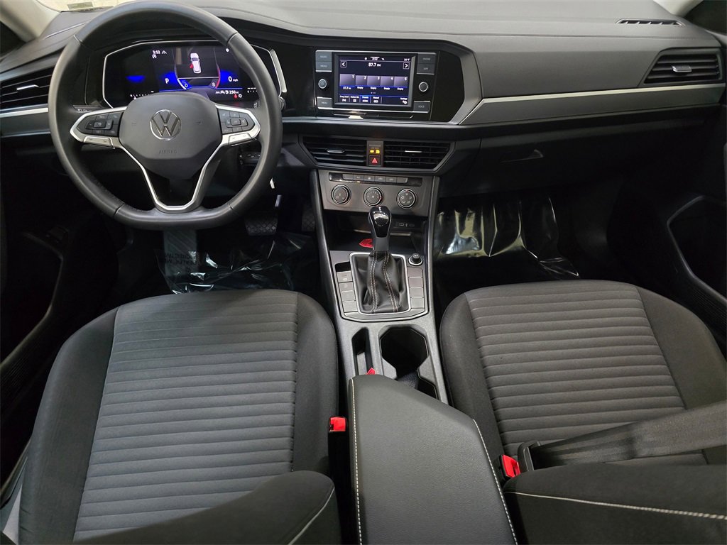 Used 2024 Volkswagen Jetta S image 18