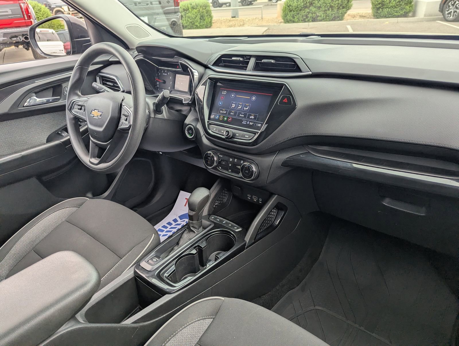 Used 2023 Chevrolet TrailBlazer LT w/ Convenience Package image 12